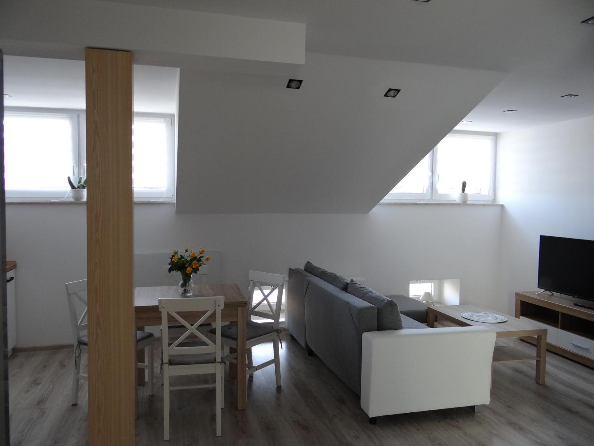 The Lion Apartment *